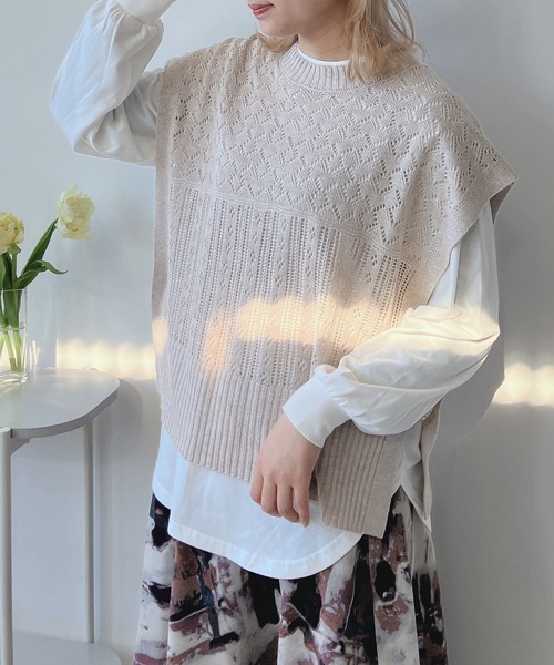 AS KNOW AS plus（アズノゥアズプラス）の「☆透かしベストとロンＴ セット（Tシャツ/カットソー・レディース・ベージュ/スミクロ/ブルーグレー/ベージュ系1/ブラック系1/ブルー系1/ブラック系/ブルー系/ベージュ系/グリーン系/ブラック系2/ベージュ系2/グリーン系2/ワイン系2/サックスブルー系3/ブラック系3/グリーン系3/ベージュ系3/グレー系4/ベージュ系4/カーキ系4/サックスブルー系4・FREE）」の9枚目の写真