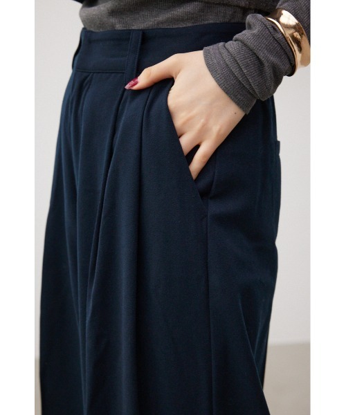 AZUL by moussy（アズールバイマウジー）の「タックワイドパンツ（その他パンツ・レディース・グレー系その他/ネイビー・SMALL/MEDIUM）」の21枚目の写真