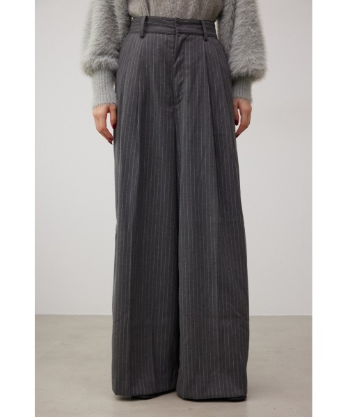 AZUL by moussy（アズールバイマウジー）の「タックワイドパンツ（その他パンツ・レディース・グレー系その他/ネイビー・SMALL/MEDIUM）」の7枚目の写真