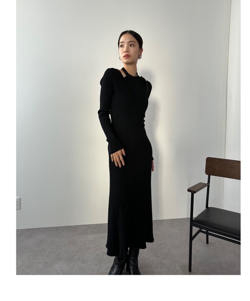 美品✨サクラ ハーフウーステッドウールレイヤード ワンピース ロング ニット 黒 美品✨サクラ ハーフウーステッドウールレイヤード ワンピース ロング