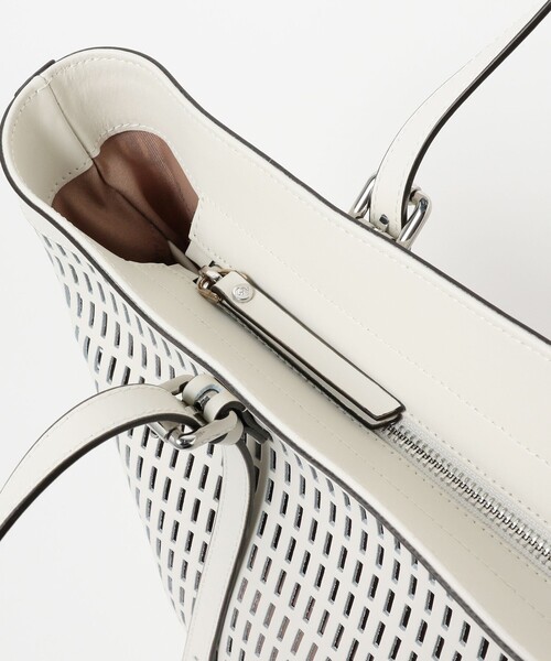 GIANNI NOTARO（ジャンニノターロ）の「GIANNI NOTARO × Demi-Luxe BEAMS / 別注 カットワーク トートバッグ（トートバッグ・レディース・アイボリー・FREE）」の9枚目の写真