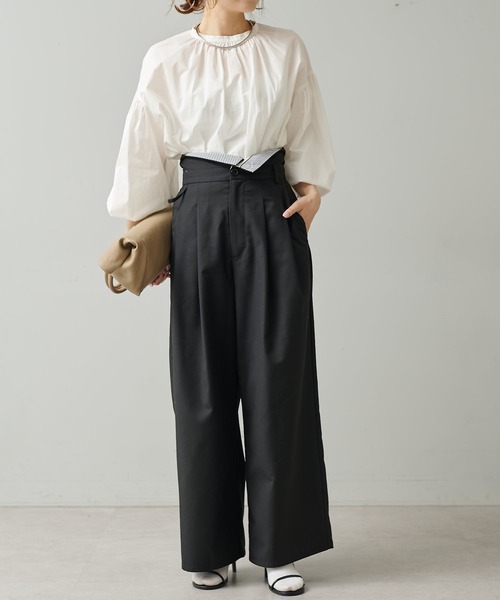 PUAL CE CIN(ピュアルセシン)の「袖ボリュームシャーリングブラウス(シャツ/ブラウス・レディース・ベージュ/ホワイト・FREE)」の21枚目の写真