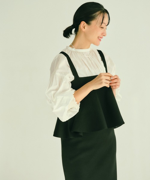 PUAL CE CIN(ピュアルセシン)の「袖ボリュームシャーリングブラウス(シャツ/ブラウス・レディース・ベージュ/ホワイト・FREE)」の4枚目の写真