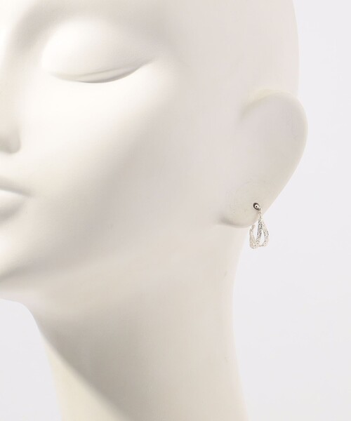 sumikaneko（ｽﾐｶﾈｺ）の「sumikaneko snake chain ピアス（ピアス（両耳用）・レディース・シルバー・FREE）」の4枚目の写真