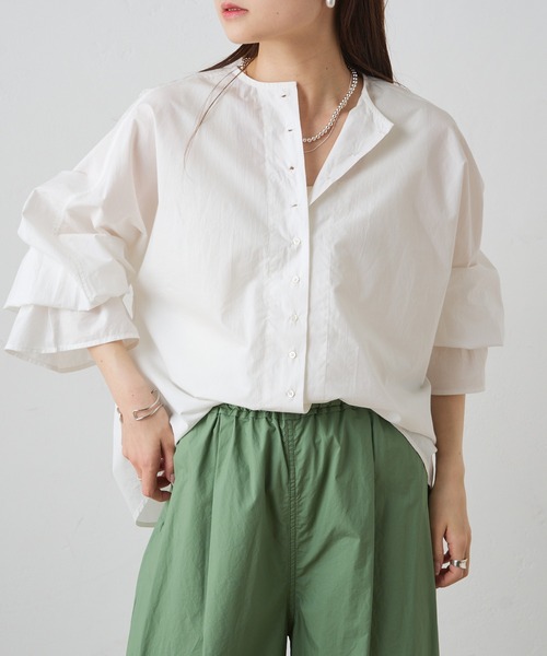 PUAL CE CIN（ピュアルセシン）の「スーピマコットン袖フレアノーカラーブラウス（シャツ/ブラウス・レディース・オフホワイト/ブラック/グレー・FREE）」の4枚目の写真