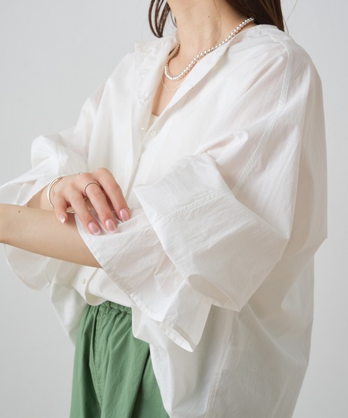 PUAL CE CIN（ピュアルセシン）の「スーピマコットン袖フレアノーカラーブラウス（シャツ/ブラウス・レディース・オフホワイト/ブラック/グレー・FREE）」の6枚目の写真