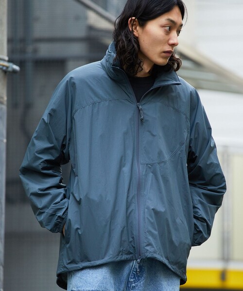 FREAK'S STORE(フリークスストア)の「FREAK’S STORE/フリークスストア リラックスフィット ウインドシャツ/ミリタリーブルゾン/マーズ/ソフトシェル(ブルゾン・メンズ・オリーブ/ブラック/チャコールグレー・MEDIUM/LARGE)」の3枚目の写真