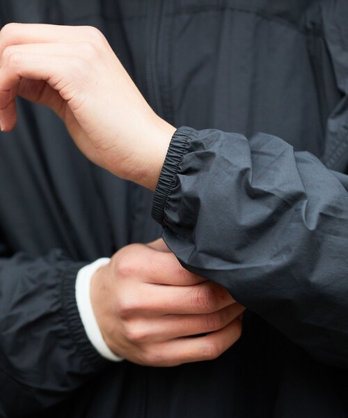 FREAK'S STORE(フリークスストア)の「FREAK’S STORE/フリークスストア リラックスフィット ウインドシャツ/ミリタリーブルゾン/マーズ/ソフトシェル(ブルゾン・メンズ・オリーブ/ブラック/チャコールグレー・MEDIUM/LARGE)」の15枚目の写真