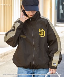 MLB（メジャーリーグベースボール）の「MLB メジャーリーグベースボール 別注 ワッペン刺繍 オーバーサイズ スタンドネック サイドライン ナイロントラックジャケット（ナイロンジャケット）」