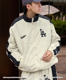 MLB（メジャーリーグベースボール）の「MLB メジャーリーグベースボール 別注 ワッペン刺繍 オーバーサイズ スタンドネック サイドライン ナイロントラックジャケット（ナイロンジャケット）」