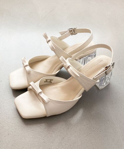 MAJESTIC LEGON（マジェスティックレゴン）の「クリアビジューヒールリボンサンダル（サンダル・レディース・アイボリー/ブラック・SMALL/MEDIUM/LARGE/X-LARGE）」の11枚目の写真