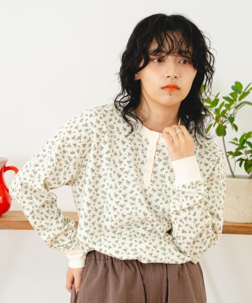 eLur（エラー）の「【eLur】フラワーサーマルロンT（Tシャツ