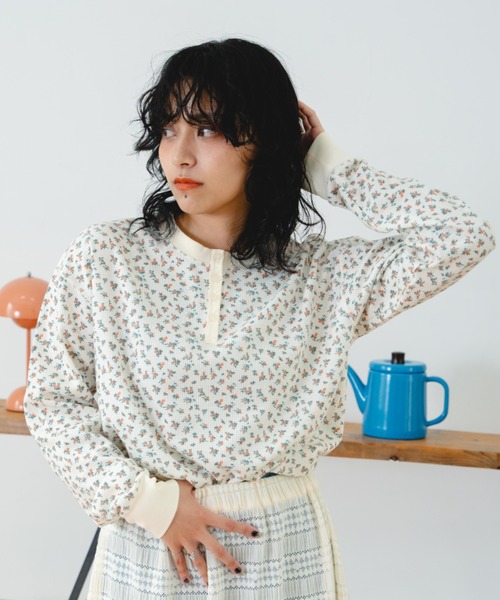 eLur（エラー）の「フラワーサーマルロンT（Tシャツ/カットソー・レディース・ホワイト×ピンク/オレンジ/ブラウン/グリーン・FREE）」の20枚目の写真