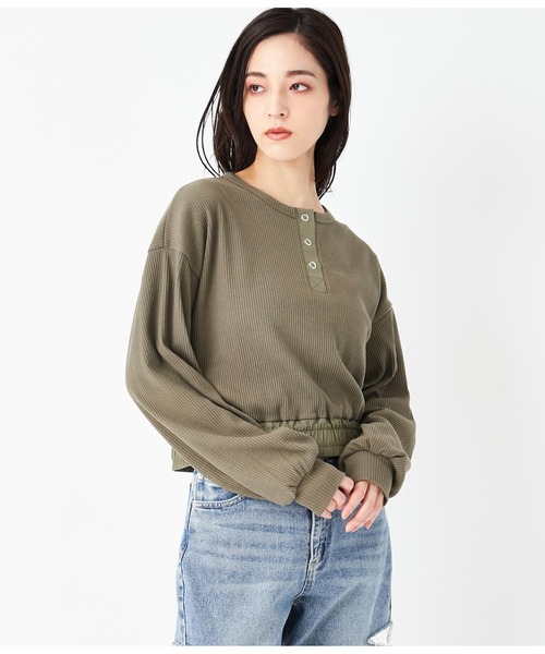 ANAP(アナップ)の「ヘンリーネック異素材切替トップス(Tシャツ/カットソー・レディース・アイボリー/カーキ/ブラック・FREE)」の16枚目の写真