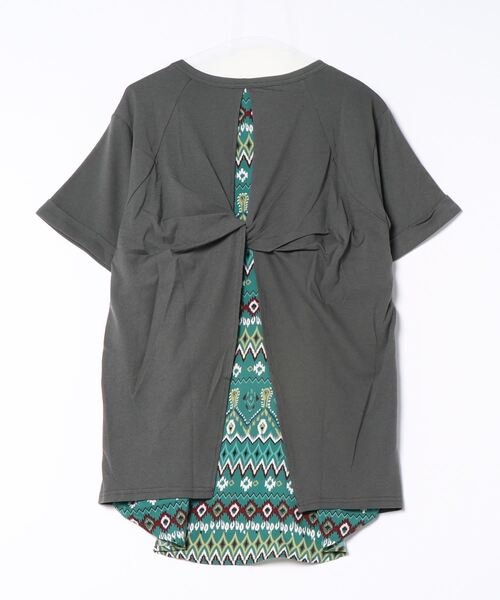 チチカカ（チチカカ）の「ツイストフェイクレイヤードプルオーバー（Tシャツ/カットソー・レディース・オレンジ/チャコールグレー/ネイビー・FREE）」の13枚目の写真