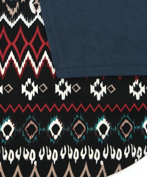 チチカカ（チチカカ）の「ツイストフェイクレイヤードプルオーバー（Tシャツ/カットソー・レディース・オレンジ/チャコールグレー/ネイビー・FREE）」の9枚目の写真