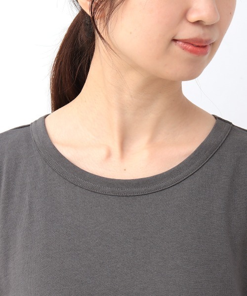 チチカカ（チチカカ）の「ツイストフェイクレイヤードプルオーバー（Tシャツ/カットソー・レディース・オレンジ/チャコールグレー/ネイビー・FREE）」の5枚目の写真