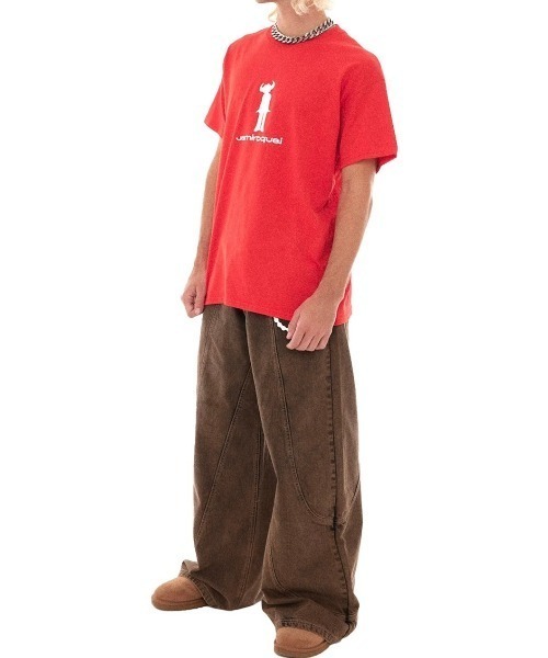 Basic Pleasure Mode（ベーシックプレジャーモード）の「【Basic Pleasure Mode】JAY KAY / 【ベーシックプレジャーモード】ロゴプリント半袖Tシャツ（Tシャツ/カットソー・メンズ・レッド・L/XL）」の3枚目の写真