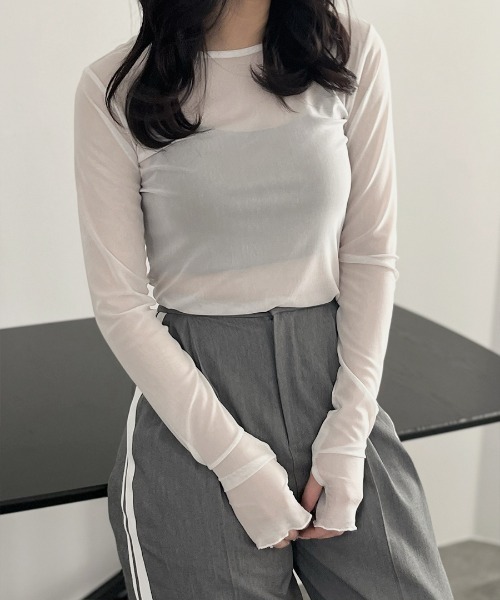 Reurie'(レウリィ)の「シアーニュアンスプリントトップス/sheer nuance pattern top 長袖 クルーネック シースルー 透け感 パターン マーブル ニュアンス 線画 カジュアル 韓国 Y2K 重ね着 レイヤード チャコールグレー グレー モノトーン 大人モノトーン(Tシャツ/カットソー・レディース・ライトグレー/ホワイト/チャコールグレー・FREE)」の2枚目の写真