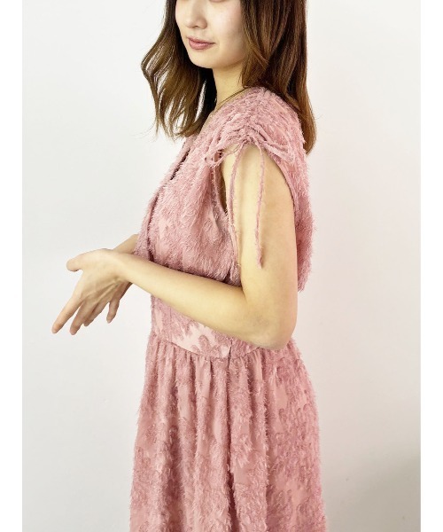 CALNAMUR（カルナムール）の「カットジャガードティアードワンピース（ワンピース・レディース・アイボリー/ブラック/ピンク・FREE）」の8枚目の写真