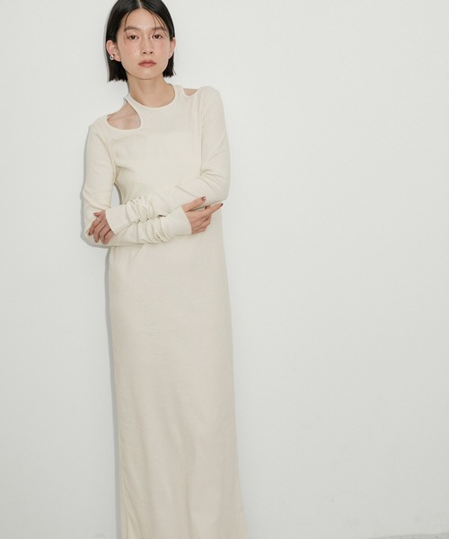 ADAM ET ROPE'（アダムエロペ）の「テレコワンピース by PlaX(TM)（ワンピース・レディース・ブラック/キナリ・FREE）」の9枚目の写真