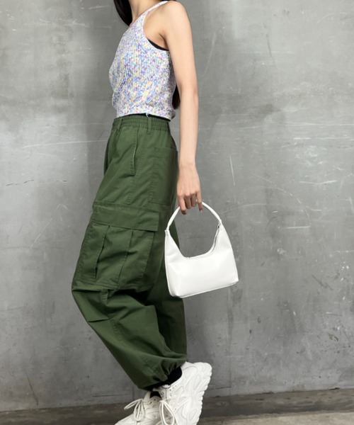 ｔｏｌｅｎｅ（トレネ）の「フェイクレザーワンハンドルハンドバッグ（ハンドバッグ・レディース・シルバー/ブラック/ホワイト・ONE SIZE）」の7枚目の写真