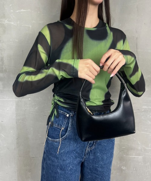 ｔｏｌｅｎｅ（トレネ）の「フェイクレザーワンハンドルハンドバッグ（ハンドバッグ・レディース・シルバー/ブラック/ホワイト・ONE SIZE）」の11枚目の写真