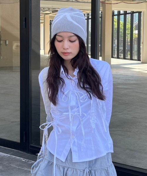 Never mind the XU / Chikashitsu+（ネバーマインド ザ エックスユー / チカシツプラス）の「韓国ファッション nmtc + エヌエムティーシープラス ribbon crop shirt リボンシャツ リボンブラウス 長袖トップス 長袖シャツ カットソー シャーリングトップス バレエコア Y2Kファッション（シャツ/ブラウス・レディース・ブラック/ホワイト/ライトピンク・ONE SIZE）」の17枚目の写真