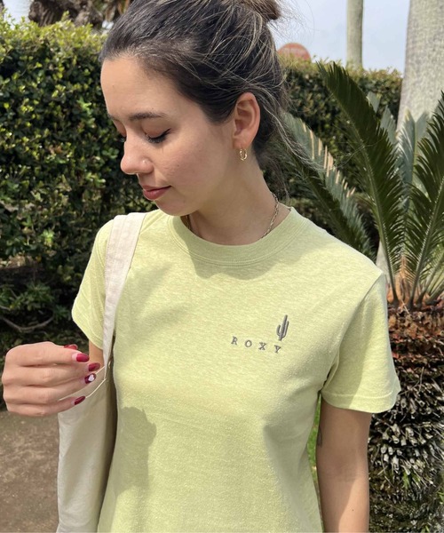 ROXY(ロキシー)の「SIMPLY CACTUS/ロキシー半袖Tシャツ(Tシャツ/カットソー・レディース・グリーン/グレー/レッド/ホワイト・SMALL/LARGE/MEDIUM)」の3枚目の写真
