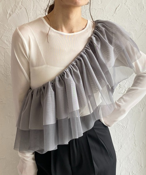 She's Closet（シーズクローゼット）の「バイカラーボリュームチュール付けフリル/つけ襟/ビスチェ【マルチウェイ】（付け襟・レディース・アイボリー/ダークグレー/ブルーグレー/ブラック・FREE）」の4枚目の写真