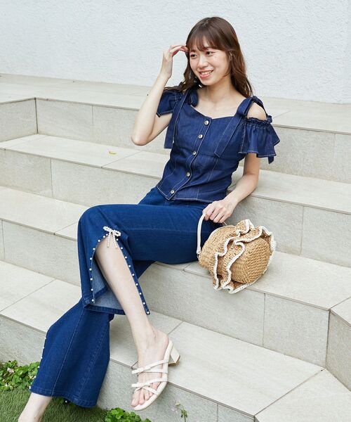 MAJESTIC LEGON(マジェスティックレゴン)の「ショルダーリボンコルセットブラウス(シャツ/ブラウス・レディース・イエロー系その他/ホワイト系その他/ネイビー/グレー/ブラック系その他・MEDIUM)」の4枚目の写真