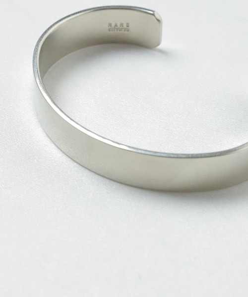 NANO universe（ナノユニバース）の「「NU jewelry」ジャーマンシルバーナローバングル（バングル/リストバンド・メンズ・シルバー・FREE）」の5枚目の写真