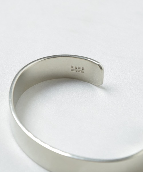 NANO universe（ナノユニバース）の「「NU jewelry」ジャーマンシルバーナローバングル（バングル/リストバンド・メンズ・シルバー・FREE）」の6枚目の写真