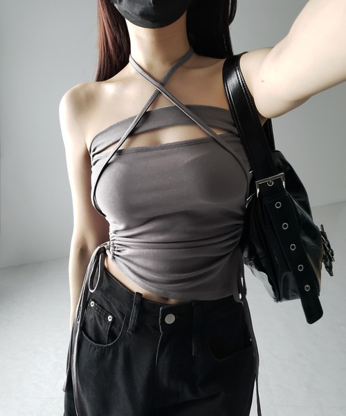me+em select(ミームセレクト)の「【 カップ付き / 2WAY 】クロスストラップリボンカットアウトショートキャミソール / cross strap ribbon cutout short camisole(キャミソール・レディース・ブラック/ホワイト/グレー・FREE)」の17枚目の写真
