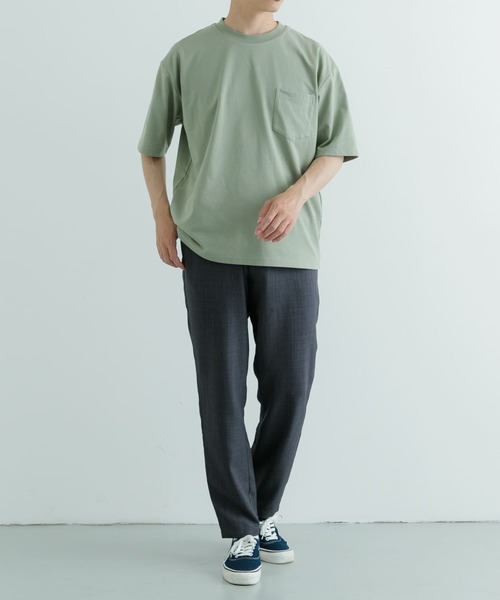 ITEMS URBANRESEARCH(アイテムズ アーバンリサーチ)の「『吸水速乾』裏メッシュ 高機能 クルーネックTシャツ(Tシャツ/カットソー・メンズ・オートミール/グリーン系その他/ネイビー/ブラック・MEDIUM/LARGE)」の5枚目の写真