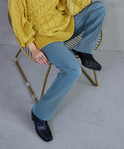 Fashion Letter（ファッションレター）の「【美脚魅せ/7色展開/低身長さん対応】セルフカットプリーツパンツ ストレート ボトムス プリーツ セルフカット パンツ（その他パンツ・レディース・ブルー/アイボリー/ブラック/マスタード/ピンク/テラコッタ/レッド・M）」の5枚目の写真