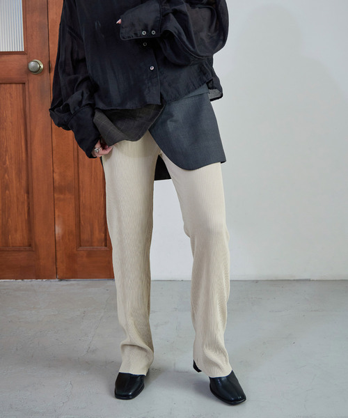 Fashion Letter（ファッションレター）の「【美脚魅せ/7色展開/低身長さん対応】セルフカットプリーツパンツ ストレート ボトムス プリーツ セルフカット パンツ（その他パンツ・レディース・ブルー/アイボリー/ブラック/マスタード/ピンク/テラコッタ/レッド・M）」の21枚目の写真