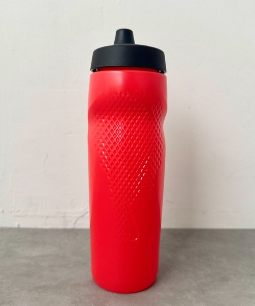 NIKE(ナイキ)の「Nike(ナイキ)/ リフュエル スクイズボトル スポーツボトル ウォーターボトル 水筒 24oz 700ml グラフィック(水筒・メンズ・その他2/その他1/その他3・FREE)」の7枚目の写真