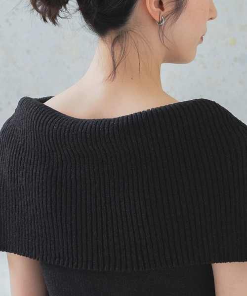 URBAN RESEARCH ROSSO WOMEN（アーバンリサーチ　ロッソ）の「ドライタッチオフショルダーニット（ニット/セーター・レディース・ブラック/ライトベージュ/キャメル・FREE）」の22枚目の写真