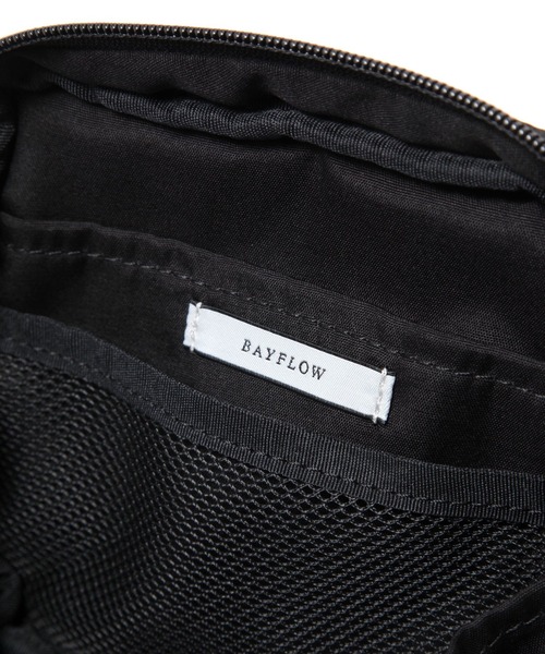 BAYFLOW（ベイフロー）の「[縦型内ポケット付き]BFキルティングスクエアポーチ（ポーチ・レディース・ブラック/シルバー・0）」の11枚目の写真