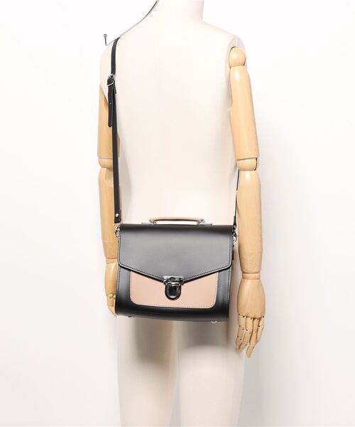 Zatchels（ザッチェルズ）の「【ザッチェルズ/Zatchels】シュガーキューブ/Grande Size(Two Tone)（ショルダーバッグ・レディース・ブラック系その他・00）」の10枚目の写真