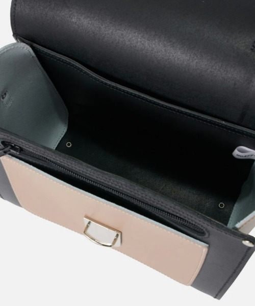 Zatchels（ザッチェルズ）の「【ザッチェルズ/Zatchels】シュガーキューブ/Grande Size(Two Tone)（ショルダーバッグ・レディース・ブラック系その他・00）」の6枚目の写真