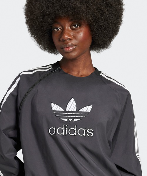 adidas(アディダス)の「adidas/アディダス adidas ORI VNTG TRF CREW スウェットシャツ(スウェット・メンズ・ブラック・XS/S/M/L)」の2枚目の写真