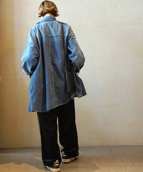 JOURNAL STANDARD LUXE（ジャーナルスタンダード　ラックス）の「10OZdenimシャツ（シャツ/ブラウス・レディース・ブルー・FREE）」の3枚目の写真