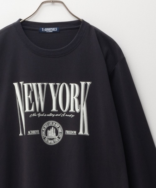 Mac-House(マックハウス)の「T-GRAPHICS カレッジプリントL/S TEE(Tシャツ/カットソー・メンズ・ブラック/ホワイト/グリーン/ライトグレー/ネイビー/オートミール/グレー系1/グレー系2・S/M/L/XL)」の3枚目の写真