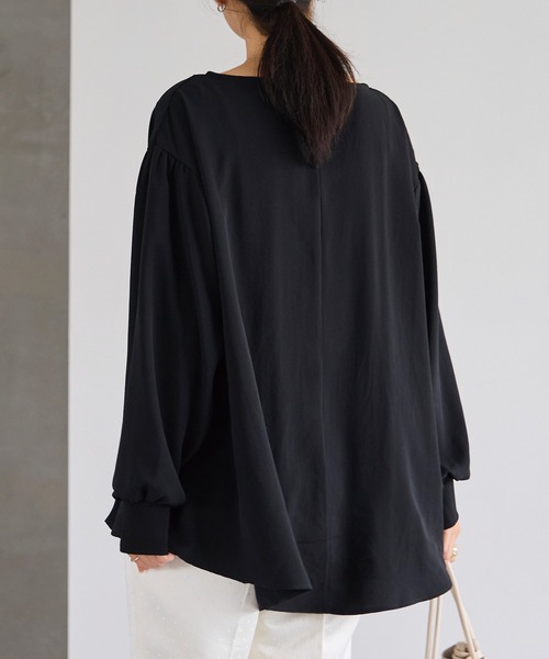 LAVEANGE（ラビアンジェ）の「【洗える】ウエストタックブラウス（シャツ/ブラウス・レディース・ブラック/オフホワイト/モカ・M/LL/3L/4L/5L）」の7枚目の写真