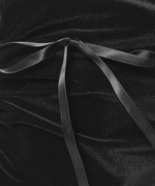 FOREVER 21（フォーエバー トゥエンティーワン）の「ベロアショルダーバッグ（ショルダーバッグ・レディース・グレー/ブラック・FREE）」の11枚目の写真