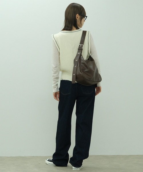 HEILIS(ヘイリス)の「Vネック刺繍入りラインニットベスト / ワンポイント カレッジ スクール フレンチ シティガール 韓国(ベスト・レディース・ネイビー/グレー/アイボリー・FREE)」の14枚目の写真