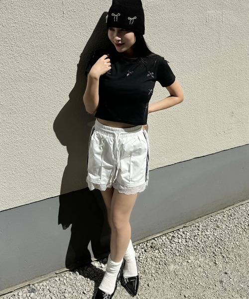 madrepadre(マドレパドレ)の「リボンデザインショート丈半袖Tシャツ(Tシャツ/カットソー・レディース・グレー/ブラック/ホワイト・LARGE)」の10枚目の写真