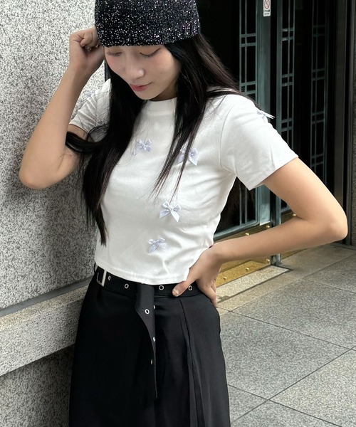madrepadre(マドレパドレ)の「リボンデザインショート丈半袖Tシャツ(Tシャツ/カットソー・レディース・グレー/ブラック/ホワイト・LARGE)」の8枚目の写真